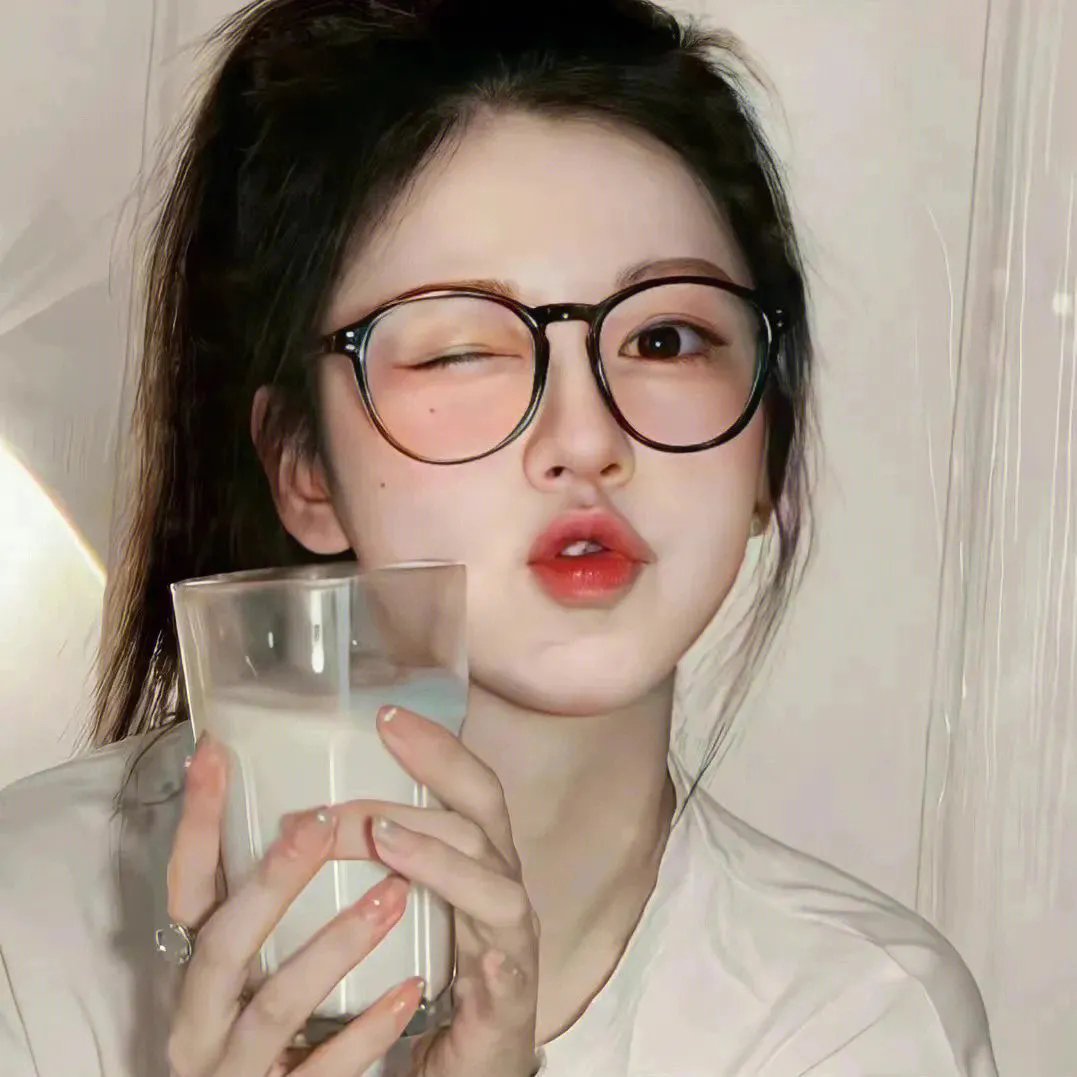与鲨鱼游弋